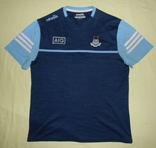 DUBLIN GAA (Ath Cliath) / 2016 - O'NEILLS - MENS dark blue T-shirt. Size: SMALL