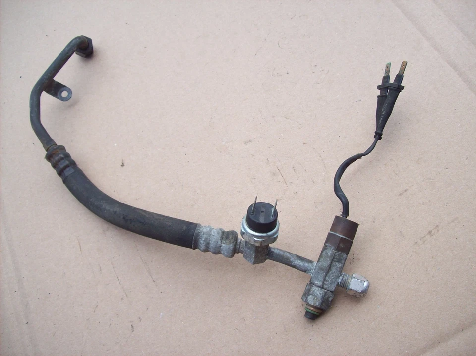 Porsche 951 944 y 944 Turbo S2 - Línea de manguera de aire acondicionado 944.573.095.03 Foto 2 de 4