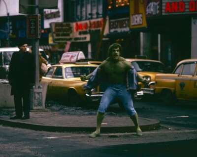 The Incredible Hulk Lou Ferrigno Times Square New York by Taxi 24x36 ...