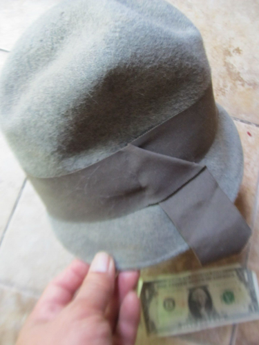 Rare ROARING 20'S Tall Wool Flapper Ladie's Hat, Wide Band, Bonnie & Clyde Type - Picture 2 of 10
