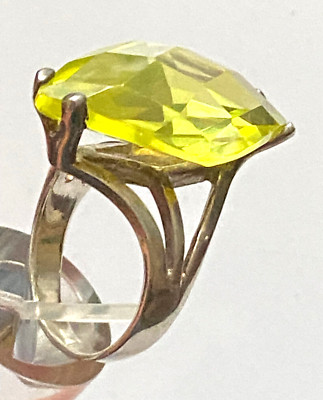 Ring - modernes Dsign mit Citrinfarbenden Stein - 925er Silber - Größe 58