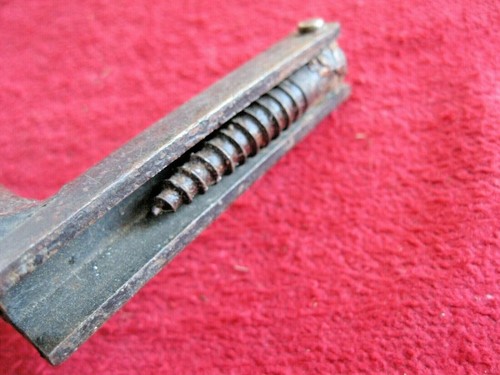 7 EZY CLIMB METAL SCREW IN TREE CLIMBING STEPS, DEER, TURKEY HUNTING ACCESSORIES - Picture 6 of 6