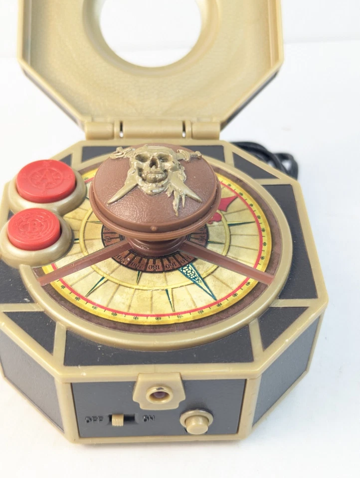 Genuine Jakks Pacific Pirates of the Caribbean Plug N Play TV Game Toy — 第 4/4 张图片