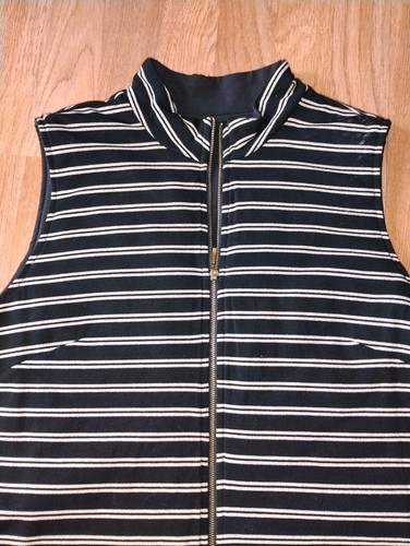 Women’s Black Quilted Reversible Striped Fitted Vest XL? 16? Full Zip Gold - Picture 9 of 11