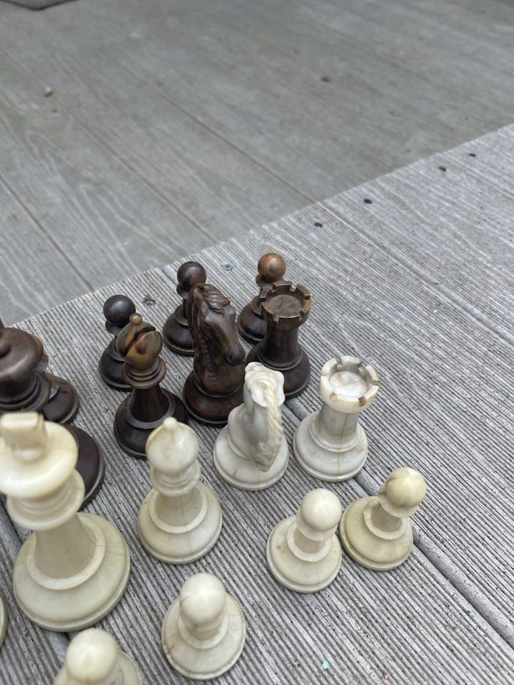 Vintage 1967 CAVALIER Chess Set Tournament Edition Staunton 1498 ...