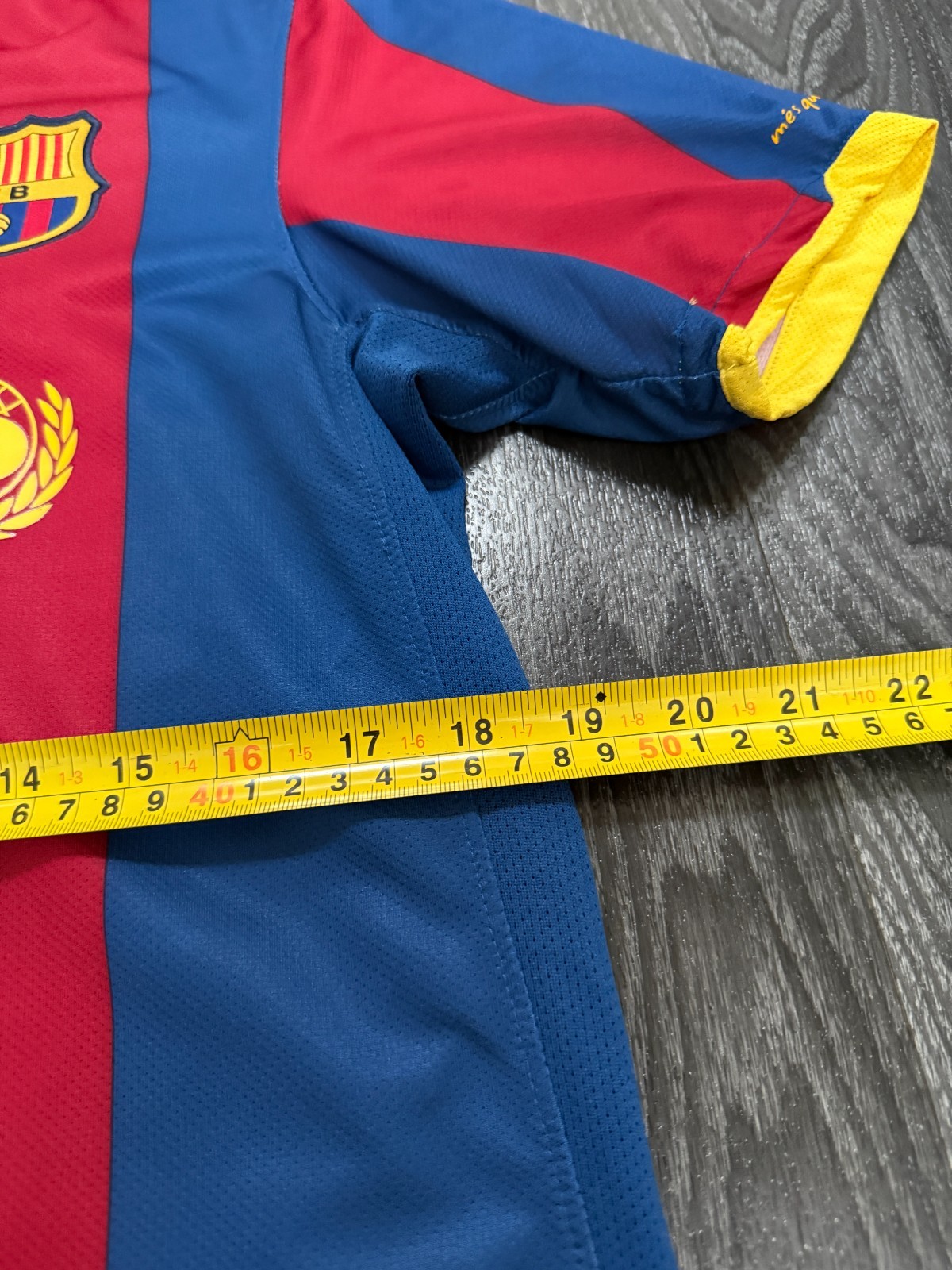 Original Nike Barcelona 2010/2011 Home Shirt DAVID VILLA 7 Mens Medium