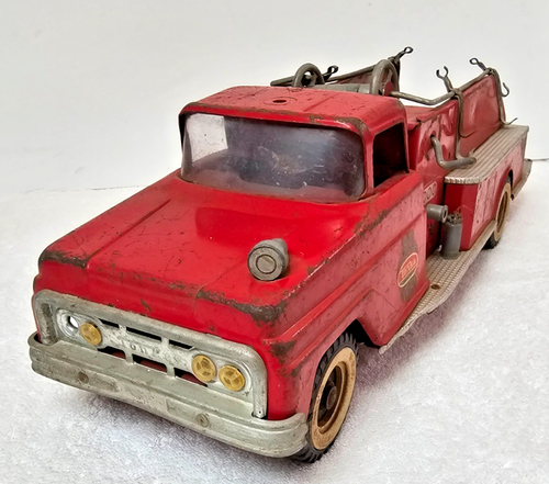 Vintage 1950s Tonka Suburban Pumper Fire Truck 18" Pressed Steel No. 5 USA - Picture 2 of 13