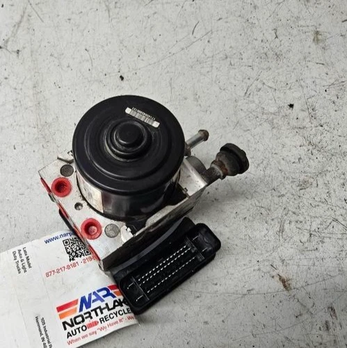 2013-2014 Ford Explorer ABS Anti-Lock Brake Pump Assembly W/O Adaptive Cruise - Image 2 of 4