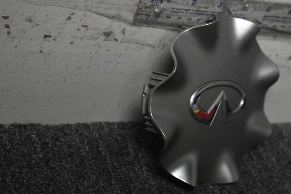 2012-2015 INFINITI EX37 WAGON JOURNEY PREMIUM WHEEL CAP FACTORY OEM - Image 2 of 4