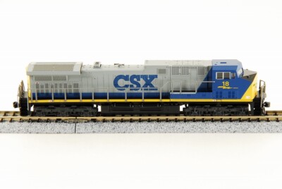 KATO N-Scale #176-7041 GE AC4400CW CSX #18 N-Gauge Made in Japan