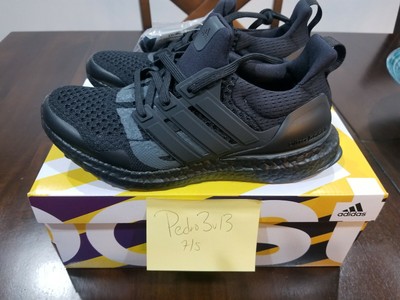 ultra boost black out
