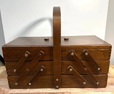 Vintage Wooden Accordion Sewing Box With Handle 3-Tier Expandable Storage Organi