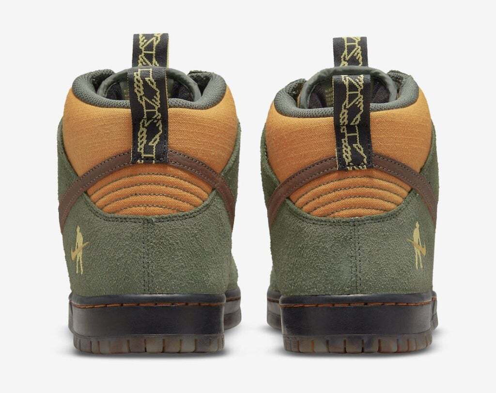 PASS~PORT × Nike SB Dunk High Work Boot DO6119-300 Green