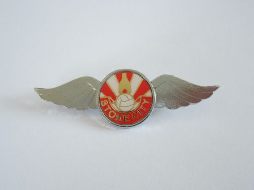 Enamel pin badge football club FC RADNICKI Pirot Serbia Yugoslavia soccer