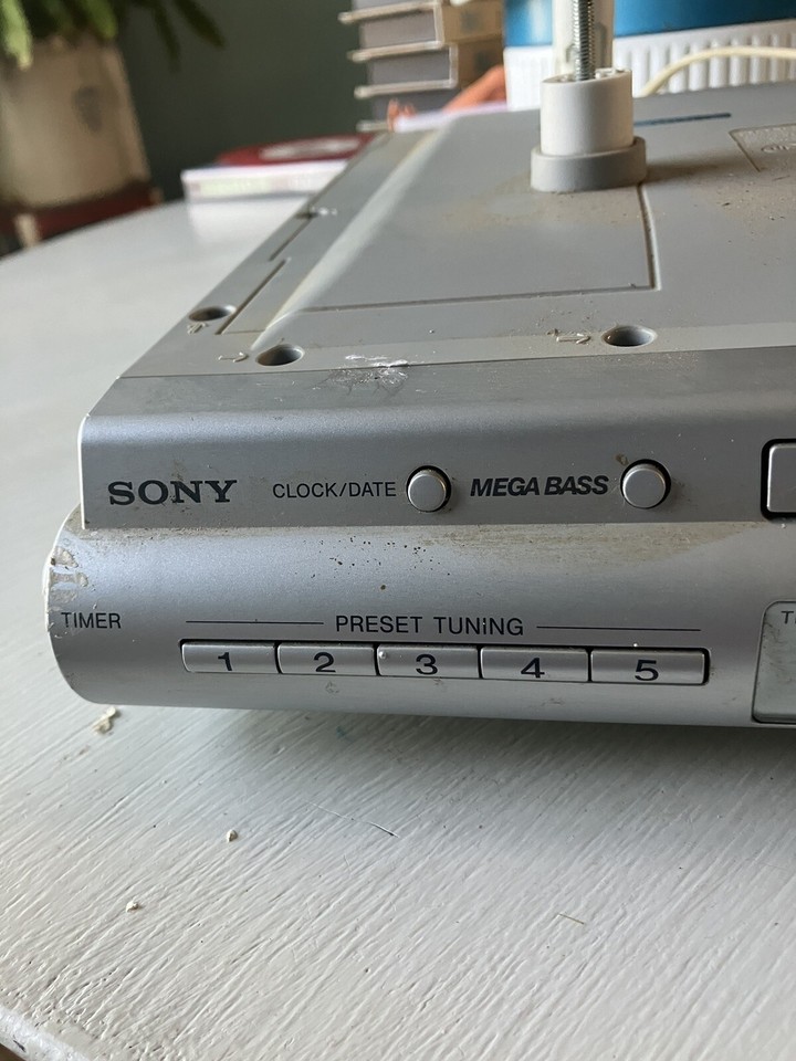 Sony ICFCDK50 Under AM/FM 2Band CD Clock Radio Player Tested