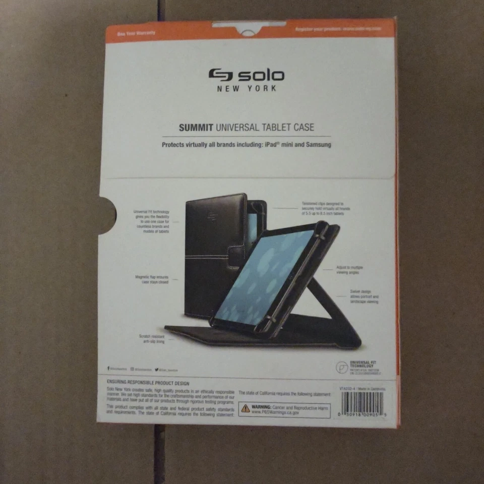 Solo New York Summit Universal Tablet Case for 5.5 Inch to 8.5 Inch Tablets - Image 2 of 2
