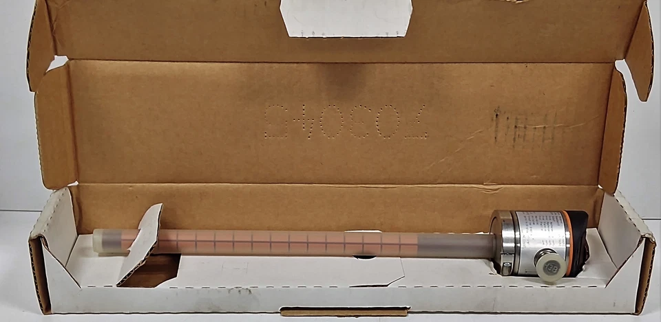 IFM EfectorLK0264A-A-00KQPKG/US-LK7022 Continuous Level Sensor - Image 2 of 4