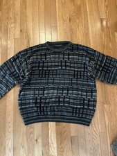 Oversized vintage 80s sweater knitwear.