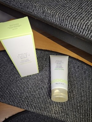 Mary Kay Satin Body Revitalizing Shea Scrub   White Tea & Citrus   UVP 24  SALE