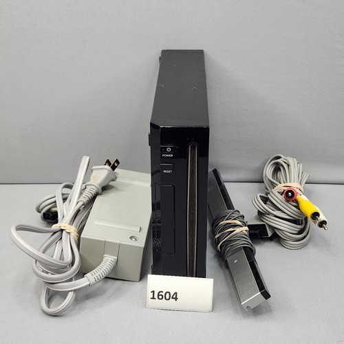 Nintendo Wii Console Black RVL-001 With Power Cord Sensor Bar Rca Cable Tested - Picture 15 of 15