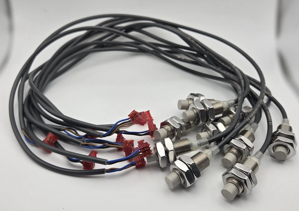 Set of 10 Omron E2E-X5ME1 Inductive Proximity Sensor - Made in Japan Quality - Image 3 of 4