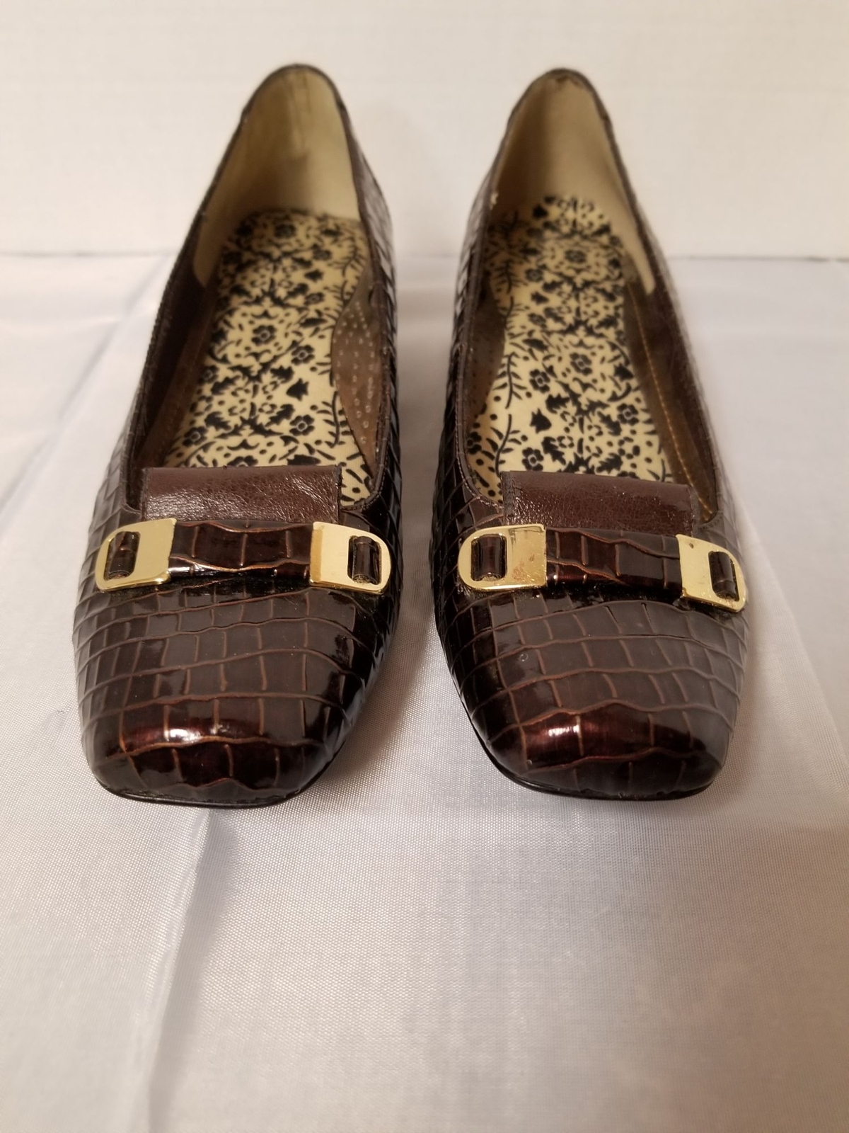 J. Renee womens dark brown block heels 