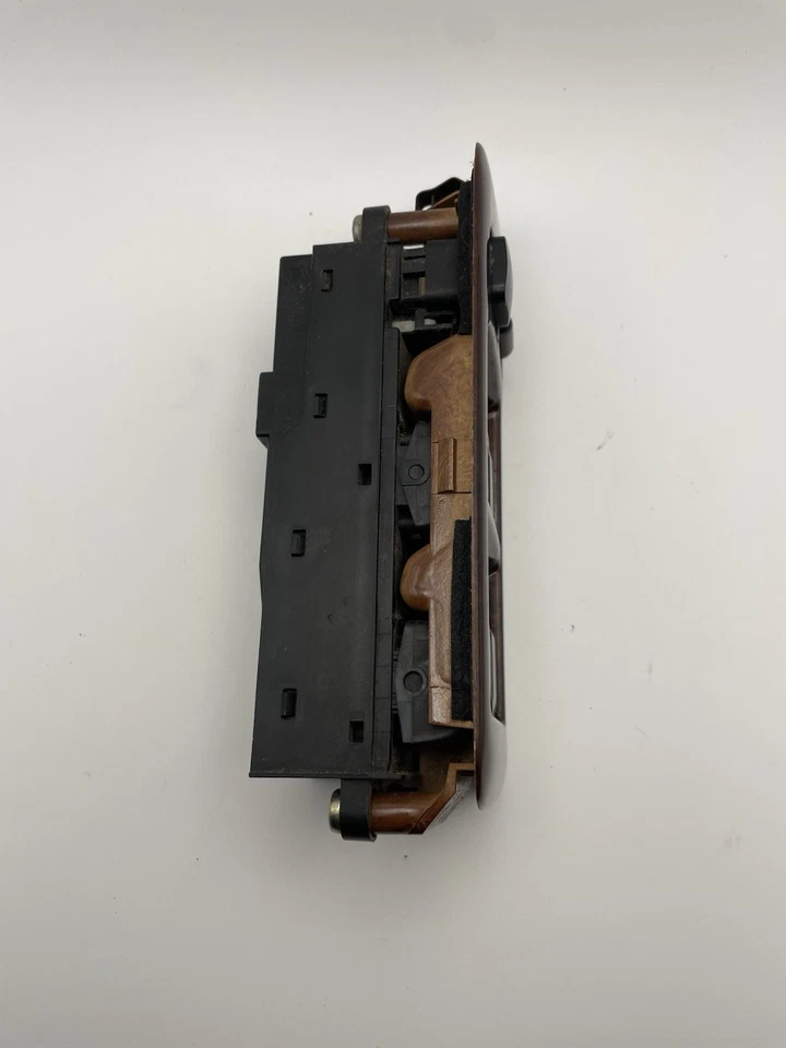 Interruptor de ventana eléctrica maestro Infiniti I30 1996-1999 puerta de conductor grano de madera OEM Foto 4 de 4