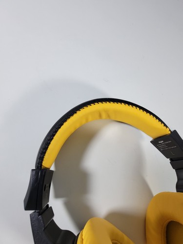 Batman Gaming Headphones with Communication Mic and Cord - Picture 5 of 10