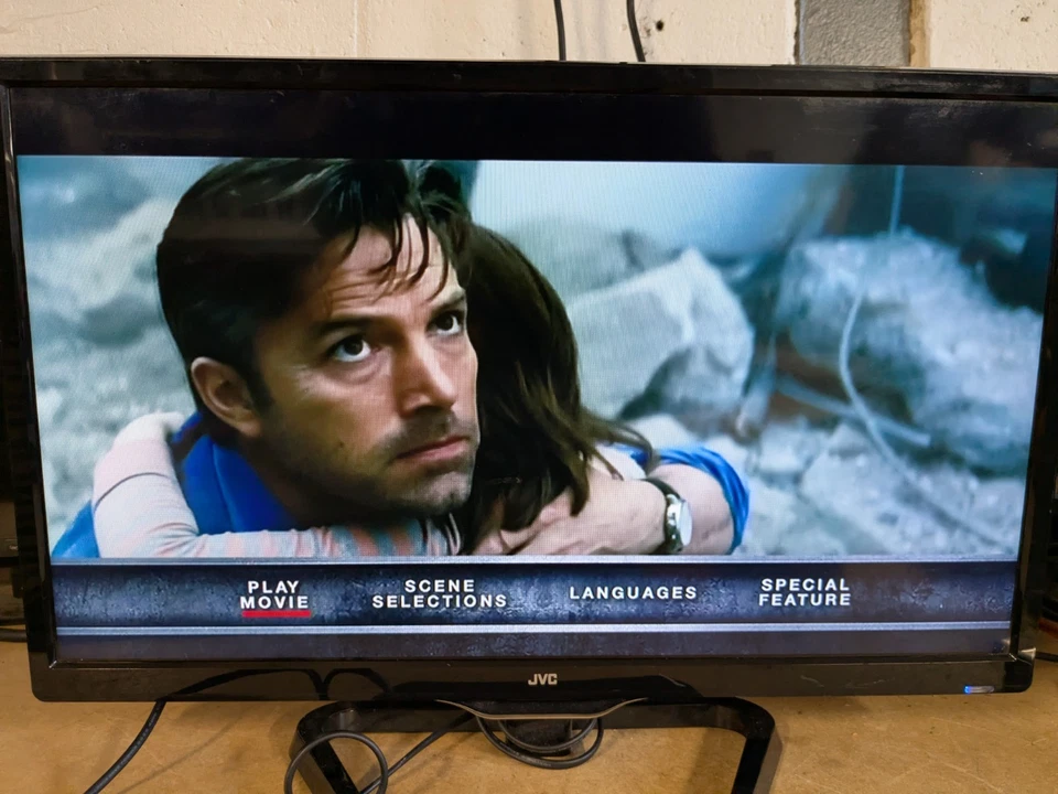 JVC LT-24C340 24” LED HD TV & DVD Combi TV For Caravan Motorhome TV  No Remote  - Image 2 of 4