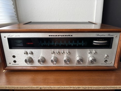 Marantz 2230 Stereophonic Receiver Amplifier Radio Excellent In Wood C