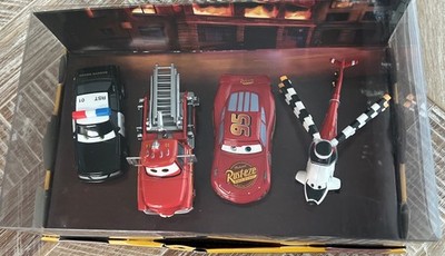 その他 Disney Store Cars Toon Die Cast Set DISNEY PIXAR CARS TOON DISNEY STORE RESCUE SQUAD MATER DELUXE