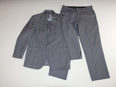 Giorgio Fiorelli Men's 2 Button Suit Size 42 Regular 36 x 29 Gray Striped 42R