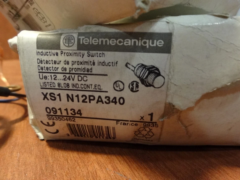 Telemecanique XS1 N12PA340 proximity switch  091134 - Image 3 of 3