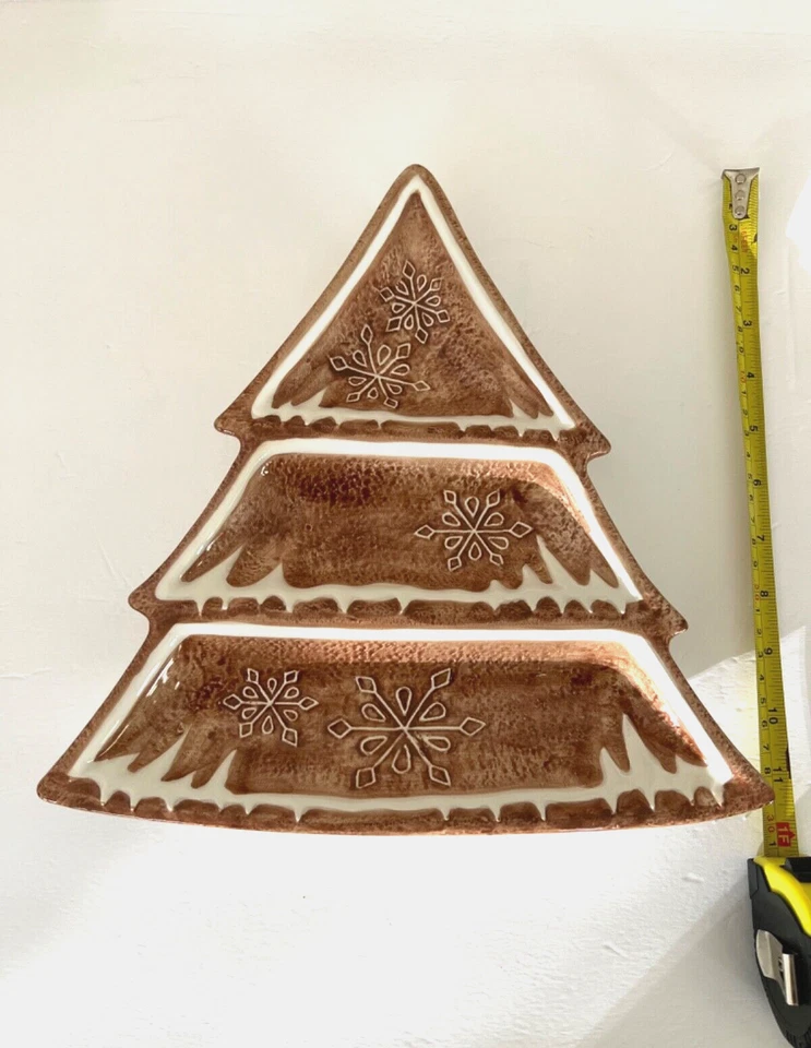 Bandeja para servir árbol de pan de jengibre de 3 secciones de Navidad Martha Stewart Foto 2 de 4