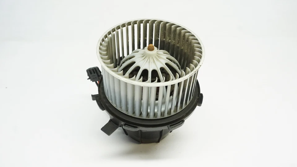 Unidad de ventilador del motor soplador Audi S4 2010 2011 2012 B8 8K1820021C Foto 3 de 3
