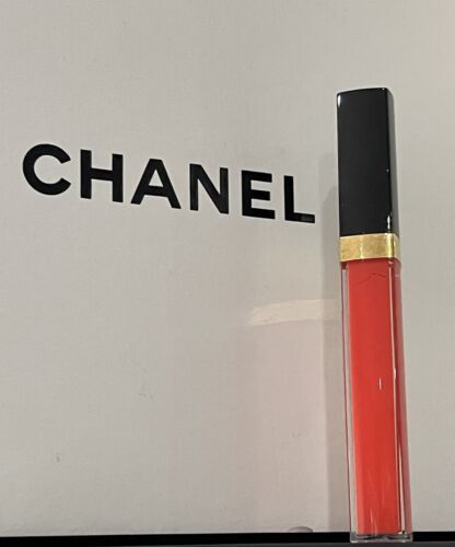 Exclusive Chanel Rouge Coco Lip Gloss No.748 Nectar (A True Coral). - Picture 4 of 5