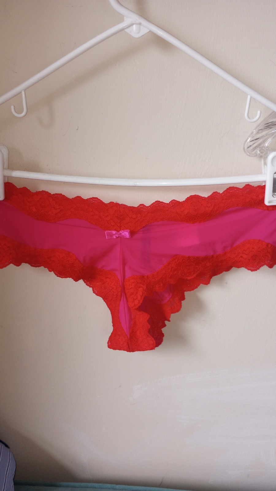 Vintage Victoria's Sect Sexy Little Things Cheeky Panty RARE Hot Pink Lace Med