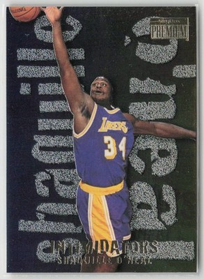 1997 SkyBox Premium Intimidators Shaquille O'Neal Lakers Foil Insert 15 of 20