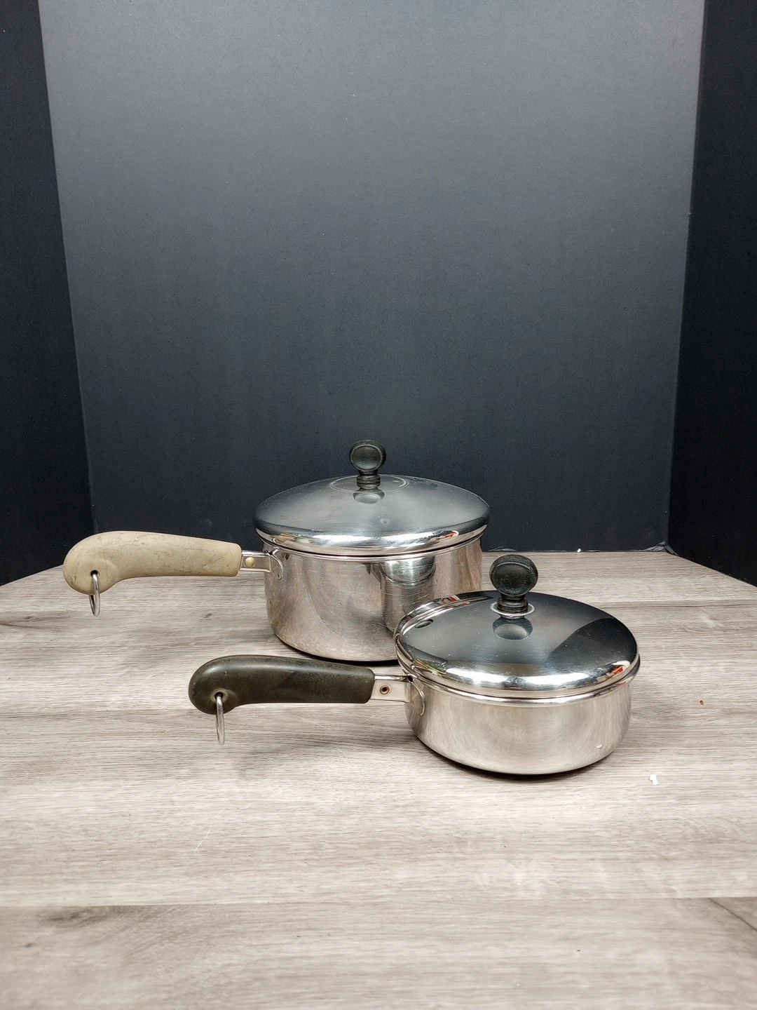 Set Of 2 Revere Ware Stainless Steel Disk Bottom 3/4 Qt, 2qt Sauce Pan Set