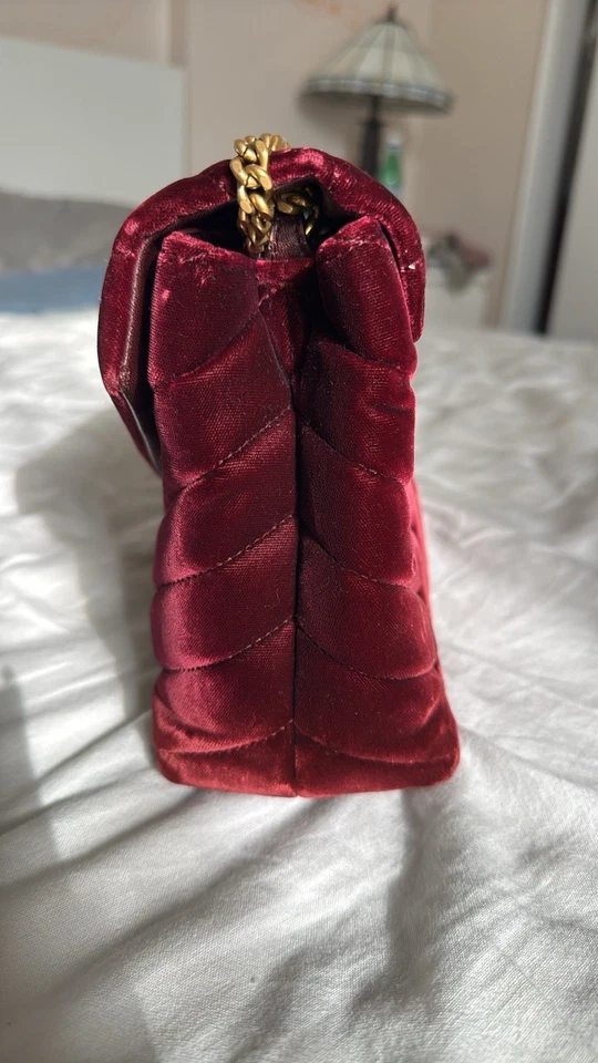 Bolso de hombro de terciopelo Yves Saint Laurent. Talla Pequeña Buen Estado Usado Foto 2 de 4