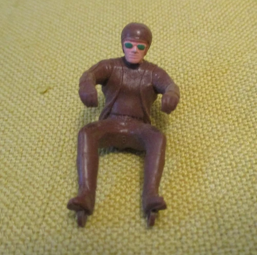 Vintage Hot Wheels RRRumblers Red Line Era Brown Rider Figure W/ Green Goggles