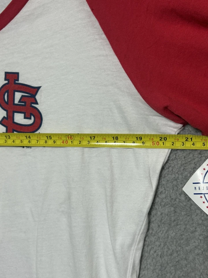 New Era St Louis Cardinals Shirt 3/4 Sleeve Red White XL Athleisure Sporty - Image 4 of 4