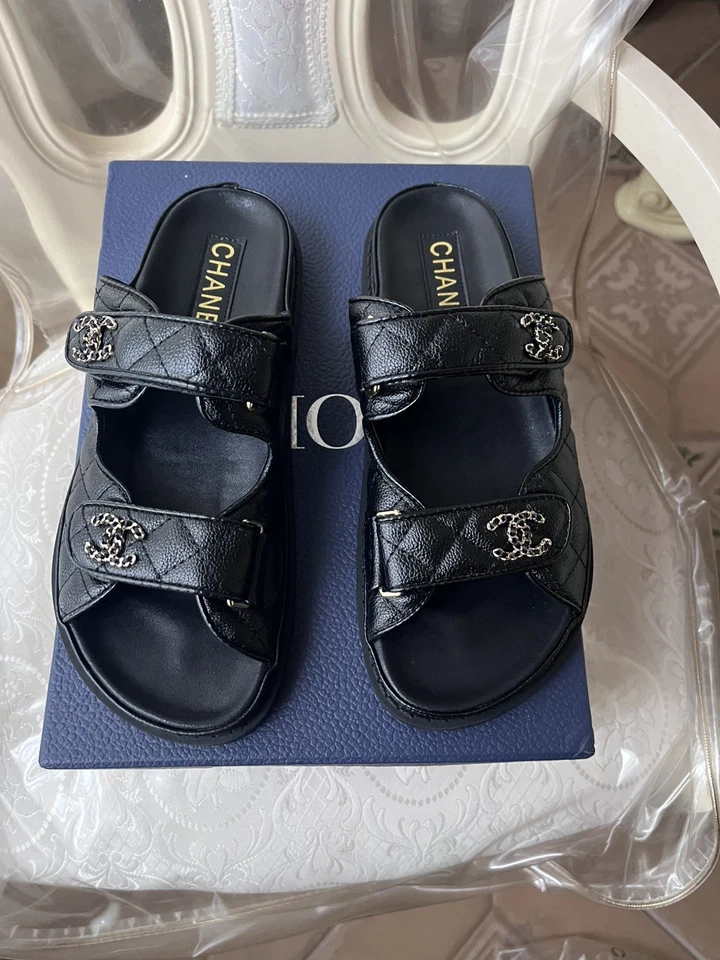 Sandalias para mujer CHANEL Foto 2 de 3