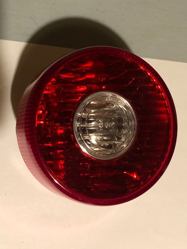 faro posteriore ferrari interno 28.24 - Foto 6 di 10