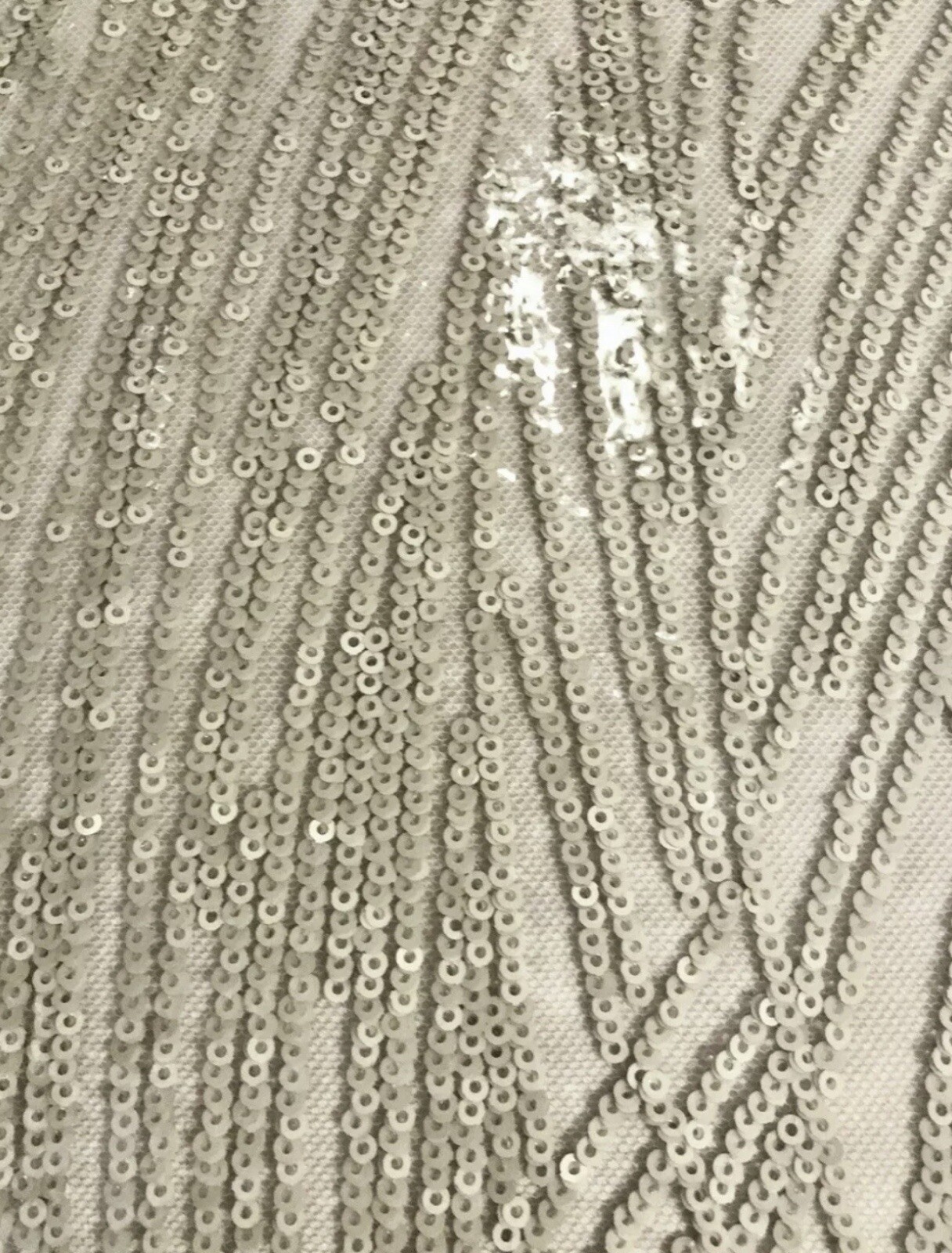 Kylie At Home Contour Swirl Sequin Champagne Gold Throw Estelle Bedding