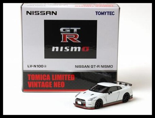 1/64 NISSAN GT-R R35 NISMO 日産 スカイライン Era Car 1:64 Nissan GT-R (R35) Nismo 2022 Special Edition