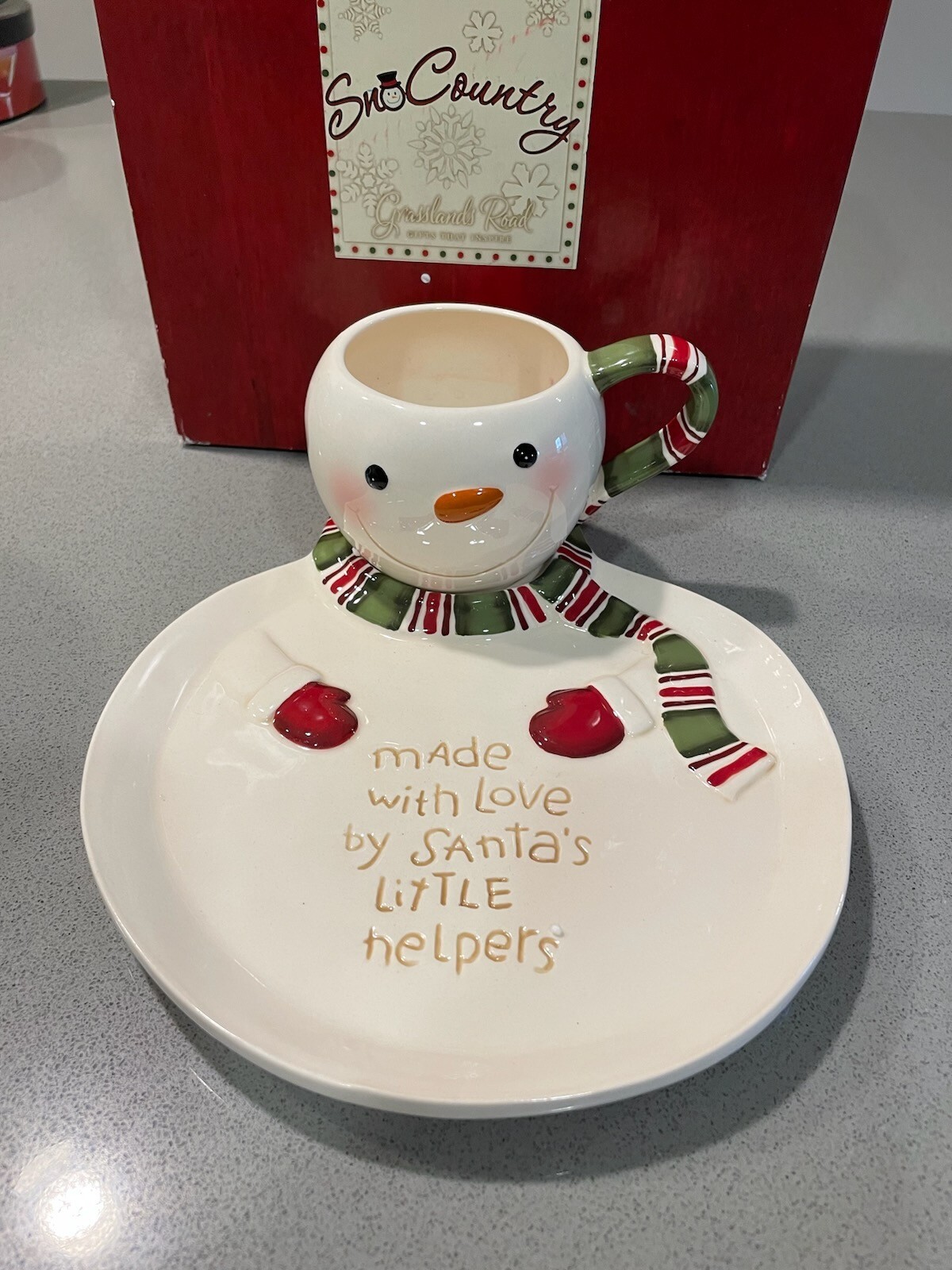 Grasslands Road SNOCOUNTRY SNOWMAN 9" Cookie Plate & 8oz Cocoa Cup Set