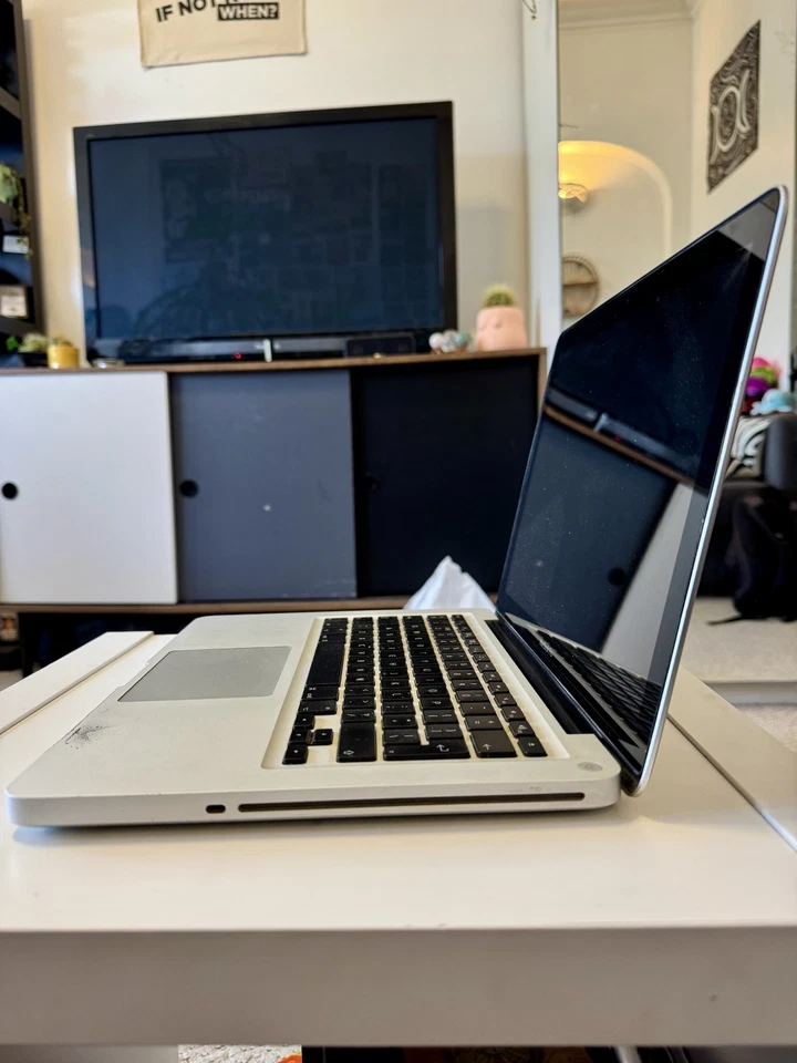 Apple MacBook Pro 13" 2012 · i5 · 4GB · 1TB, photo 4 of 5