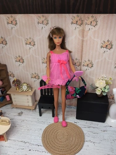 Vintage Barbie Outfit - Baby Doll Pinks #3403 Nighty + Slippers & 6 Accessories