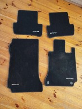 Mercedes-Benz C AMG W204 2011 Fußmattensatz AMG KKE2735 Mercedes-Benz C AMG W204 2011 Fußmattensatz AMG KKE2735